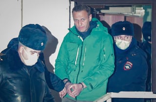 Navalni fue detenido y enviado a prisión al regresar a Moscú. (ARCHIVO) 