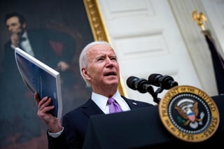 El nuevo presidente de Estados Unidos, el demócrata Joe Biden, lanzó este viernes un plan para proveer 'alivio económico de emergencia y equitativo' para las familias, las comunidades y las empresas afectadas por la pandemia. (ARCHIVO) 
