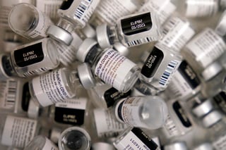 Uruguay cerró un acuerdo para la compra de vacunas con los laboratorios Pfizer y Sinovac, según anunció este viernes el presidente del país, Luis Lacalle Pou, quien no especificó la cantidad ni cuándo empezaría el plan de inoculación. (AGENCIAS / AP)