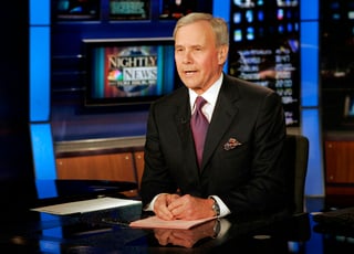 El veterano presentador de informativos de la cadena NBC News Tom Brokaw anunció este viernes su retirada después de haber trabajado para el medio durante 55 años en los que se convirtió en uno de sus rostros más reconocibles de la pequeña pantalla. (AGENCIAS / AP)