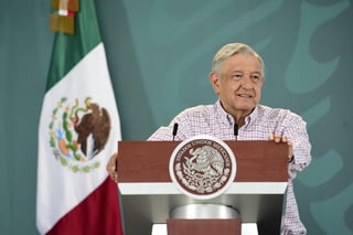 El presidente Andrés Manuel López Obrador anunció el domingo en sus redes sociales que dio positivo al virus SARS-CoV-2.
