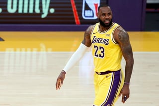LeBron James, de Los Angeles Lakers, será el basquetbolista perteneciente a la NBA que gane más dinero en el 2021. (EFE) 