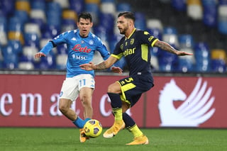 El Napoli se llevó la victoria con un marcador 2-0 frente al Parma. 