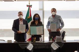 La titular de la Secretaría del Trabajo y Previsión Social (STPS), María Luisa Alcalde, informó que se formalizó el acuerdo entre Aeroméxico y el sindicato de pilotos para dar fin al conflicto laboral. (TWITTER)