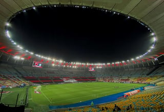 Un proyecto de ley de la Asamblea Legislativa de Río de Janeiro quiere rebautizar el estadio Maracaná con el nombre del exdelantero brasileño Edson Arantes do Nascimento 'Pelé', considerado por muchos el mejor futbolista de la historia. (ESPECIAL)
