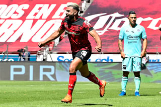 Alexis Canelo se despachó con tres goles, en la victoria como locales de los Diablos Rojos 4-1 sobre Mazatlán. (CORTESÍA TOLUCA)