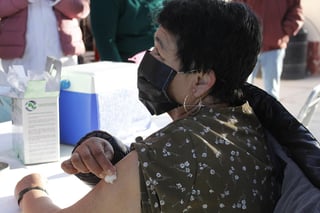 En Viesca donde arrancó la segunda etapa del Plan Nacional de Vacunación, se tienen contabilizados 93 contagios. (VERÓNICA RIVERA)