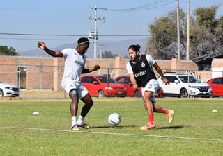 El futbolista, Joao Maleck, debutó con su nuevo equipo el Cafessa Jalisco, equipo que participa en la Liga Premier de México, equivalente a la tercera división del balompié mexicano. (ESPECIAL)