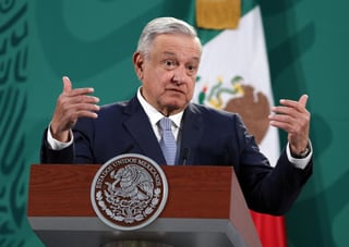 López Obrador dijo que una de las lecciones que deja esa crisis del gas en Texas, es que no se puede depender de una sola fuente de energía para generar electricidad. (EFE)