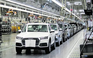 Audi México retomó su ritmo de producción a partir de este lunes 22 de febrero.
(ARCHIVO)