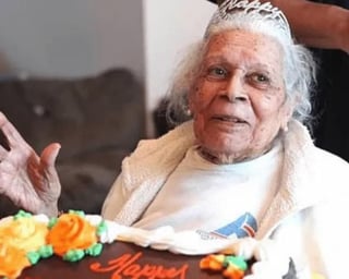 Ella es Lucia DeClerck, una mujer de 105 años de edad de Nueva Jersey, Estados Unidos que se recuperó del COVID-19 y agradeció al ginebra por 'salvarle la vida'.  (Especial) 