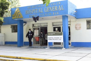 La vacunación al personal de salud se lleva a cabo en el antiguo Hospital General en GP. (ARCHIVO)

