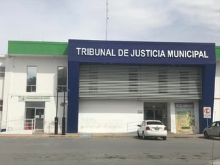 Un total de cuatro personas fueron detenidas por conducir sus vehículos en estado de ebriedad durante la noche del sábado y la madrugada del domingo en la ciudad de Torreón. (EL SIGLO DE TORREÓN)
