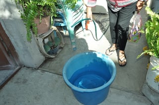 Desde hace varios meses, habitantes de distintos sectores de Lerdo han denunciado escasez de agua.