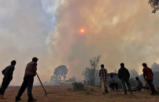 Siddharta Luna Hernández, encargado del despacho de la CEPCO, indicó que a solicitud del gobierno estatal, la Coordinación Nacional de Protección Civil emitió dos declaratoria de emergencia, una por la presencia de heladas severas y otra por incendios forestales.
(ARCHIVO)