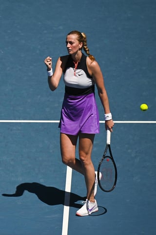 Petra Kvitova derrotó 6-2, 6-1 a Garbiñe Muguruza. (Especial) 