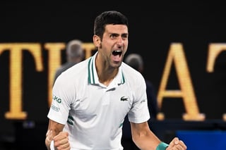 Novak Djokovic superó a Roger Federer como el tenista con más semanas en la cima del ranking de la ATP.  (ARCHIVO)