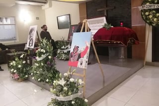 La tarde y noche de hoy lunes 8 de marzo el cuerpo de Ricardo González 'Cepillín' es velado en una funeraria de Tlalnepantla, Estado de México. (EL UNIVERSAL)