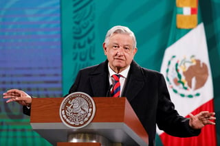 El presidente Andrés Manuel López Obrador acusó a medios de comunicación de Estados Unidos, Gran Bretaña y España de no ser objetivos y 'lanzarse contra su gobierno' en la cobertura que dieron de las marchas que se realizaron ayer en México por el Día Internacional de la Mujer en la Ciudad de México.
(EL UNIVERSAL)