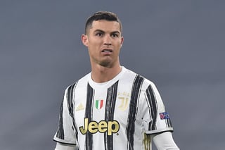El expresidente del Juventus de Turín entre 2006 y 2009, Giovanni Cobolli, ha calificado el fichaje de Cristiano Ronaldo de 'error absoluto', tras la eliminación del equipo italiano a manos del Oporto en los octavos de final de Champions League. (ARCHIVO)