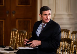 Cuando Trump ganó, le nombró asesor de seguridad nacional, pero Flynn duró 24 días en el cargo. (ARCHIVO) 