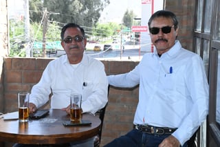 Eduardo Lespro Gómez y Arturo Meza Vacio. (EL SIGLO DE TORREÓN / Fernando Compeán)