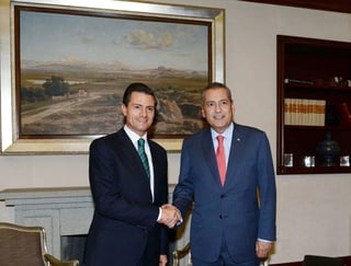 El expresidente Enrique Peña Nieto lamentó la muerte de Sylvia Sánchez Estrada, esposa del exsenador Manlio Fabio Beltrones. (ARCHIVO)
