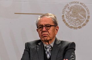 El secretario de Salud de México, Jorge Alcocer, sugirió este domingo la posibilidad de que antes de finalizar el año 2021 ya exista una vacuna antiCOVID mexicana, aunque no ofreció más detalles al respecto. (ARCHIVO)