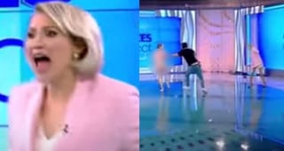 La mujer sin ropa irrumpió repentinamente en el set de grabación mientras la presentadora se dirigía a la cámara (CAPTURA) 
