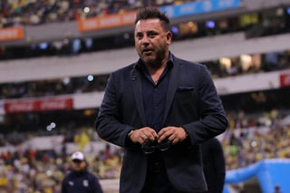 Luego de que Antonio Mohamed culminara su más reciente ciclo como entrenador de los Rayados del Monterrey, ahora ha causado sorpresa al reaparecer con un mensaje en redes sociales. (ARCHIVO)