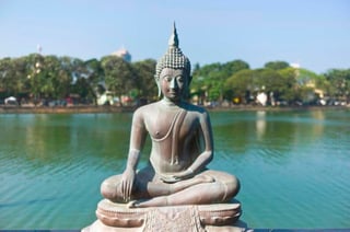 El fiscal del distrito de Manhattan, Cy Vance, anunció este jueves la devolución a Sri Lanka de dos estatuas antiguas valoradas en unos 66,000 dólares que habían sido vendidas en la Gran Manzana por Subhash Kapoor, un contrabandista que en 2019 fue acusado de 86 cargos en Nueva York. (Especial) 