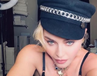 Este domingo, Madonna inició el día en Instagram con fotografías estilo 'dominatrix' en reveladores atuendos. (Especial) 