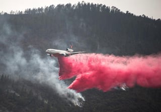 El incendio de Arteaga que ya ha consumido más de 2 mil hectáreas, hasta el día de ayer no se había logrado contener en su totalidad. (ARCHIVO)