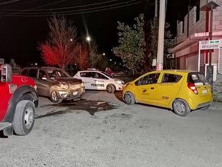 Un taxista que se encontraba en estado de ebriedad protagonizó un accidente vial en la colonia Loma Real II de la ciudad de Torreón, el saldo fue de dos lesionados.
(EL SIGLO DE TORREÓN)