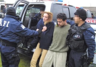 Luego de 15 años de que ocurrieron los hechos, la Comisión Nacional de los Derechos Humanos (CNDH) señaló que Israel Vallarta, detenido en diciembre del 2005 supuestamente por ser líder de una banda de secuestradores, fue torturado por elementos de la antigua Agencia Federal de Investigaciones (AFI). (ARCHIVO)