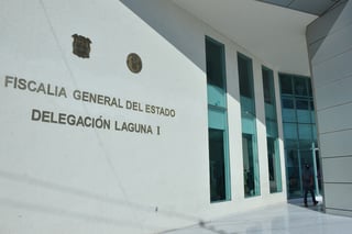 El hombre envuelto en una cobija fue identificado como Bernardo Molina de la Cruz, de 45 años de edad, con domicilio en ejido de Gómez Palacio. (EL SIGLO DE TORREÓN)