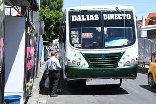 En este año se han registrado distintos atracos en unidades del transporte público en Torreón y piden a la DSPM poner más atención. (ARCHIVO)