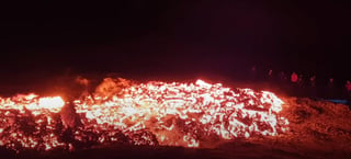La lava avanza a un ritmo muy lento hacia un valle (CAPTURA)