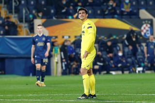 El Villarreal se clasificó para las semifinales de la Liga Europa, en la que se cruzará con el Arsenal londinense, tras derrotar con una cierta holgura al Dinamo de Zagreb, al que había ganado en la ida por 0-1 y ante el que venció en La Cerámica por 2-0 en un choque en el que fue superior a base de una gran capacidad para manejar el partido. (EFE)
