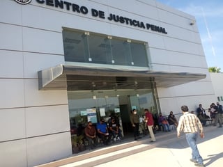 La mañana del jueves inició el juicio en el Centro de Justicia Penal de Torreón, por el delito de feminicidio en perjuicio de la pequeña Milagros. (EL SIGLO DE TORREÓN)
