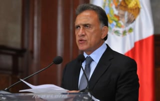 El exgobernador de Veracruz, Miguel Ángel Yunes, afirmó que se encuentra dispuesto a declarar y entregar información a la Fiscalía General de la República (FGR) sobre la investigación que realiza en su contra. (ESPECIAL)
