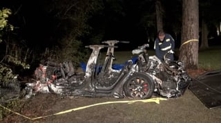 Dos personas murieron este sábado por la noche en el accidente de un vehículo Tesla que circulaba sin nadie al volante en el condado de Harris (Texas, EUA), informaron las autoridades. (Especial) 