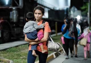 Entre enero y lo que va de abril, 869 menores hondureños que viajaban tanto solos como acompañados, fueron deportados por México, desde donde intentaban viajar ilegalmente a Estados Unidos, según el reporte.
(ARCHIVO)