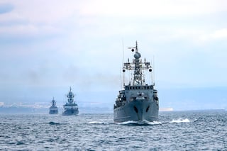 La Flota del Norte de la Armada Rusa inició este lunes maniobras navales en el Ártico. (AP) 