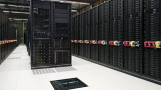 La Unión Europea (UE) ha activado en Eslovenia un ordenador capaz de realizar 6,900 billones de operaciones por segundo, con el que inaugura una red de supercomputación que debería estar lista en 2027 y con la que pretende lograr el liderazgo mundial en este sector tecnológico. (ESPECIAL) 