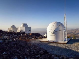 El Observatorio Europeo Austral (ESO) y la Agencia Espacial Europea (ESA) han puesto en funcionamiento el Telescopio Test-Bed 2 (TBT2), un instrumento instalado en el observatorio de La Silla (Chile) que vigilará de cerca los asteroides que podrían suponer un riesgo para la Tierra. (ESPECIAL) 
