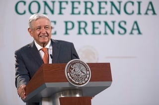 López Obrador dijo que fue informado por Alberto Baillères desde que comenzó este proceso, que ayer concluyó. (ARCHIVO)