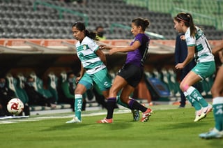 En noviembre pasado se enfrentaron por única ocasión en la Liga MX Femenil, igualando 1-1 en el Corona.