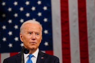 Al completar sus primeros 100 días en el cargo, el presidente estadounidense Joe Biden se centró en frenar la pandemia y ahora puede decir que ha cumplido casi todas sus promesas de campaña relacionadas con el coronavirus. (ARCHIVO)