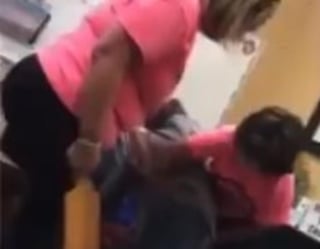 La escuela Central Elementary School de Florida bajo la dirección de la mujer identificada como Melissa Carter, se encuentra bajo investigación por parte de las autoridades luego de que se filtrara video donde golpea a una niña de seis años de edad. (Especial) 